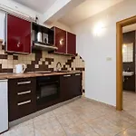 Apartment And Kudelik *