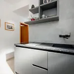 And Kudelik Apartment *