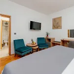 And Kudelik Apartment