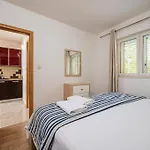 Apartment And Kudelik