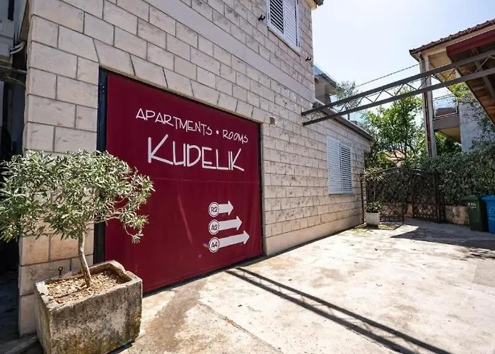 And Kudelik Апартаменти *