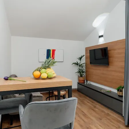 And Kudelik * Trogir