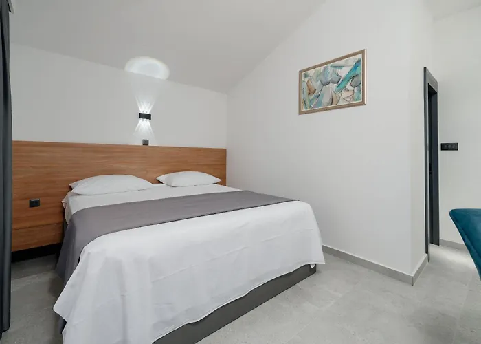 Apartment And Kudelik